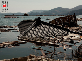 kickstarterphoto_houseinsea_ks